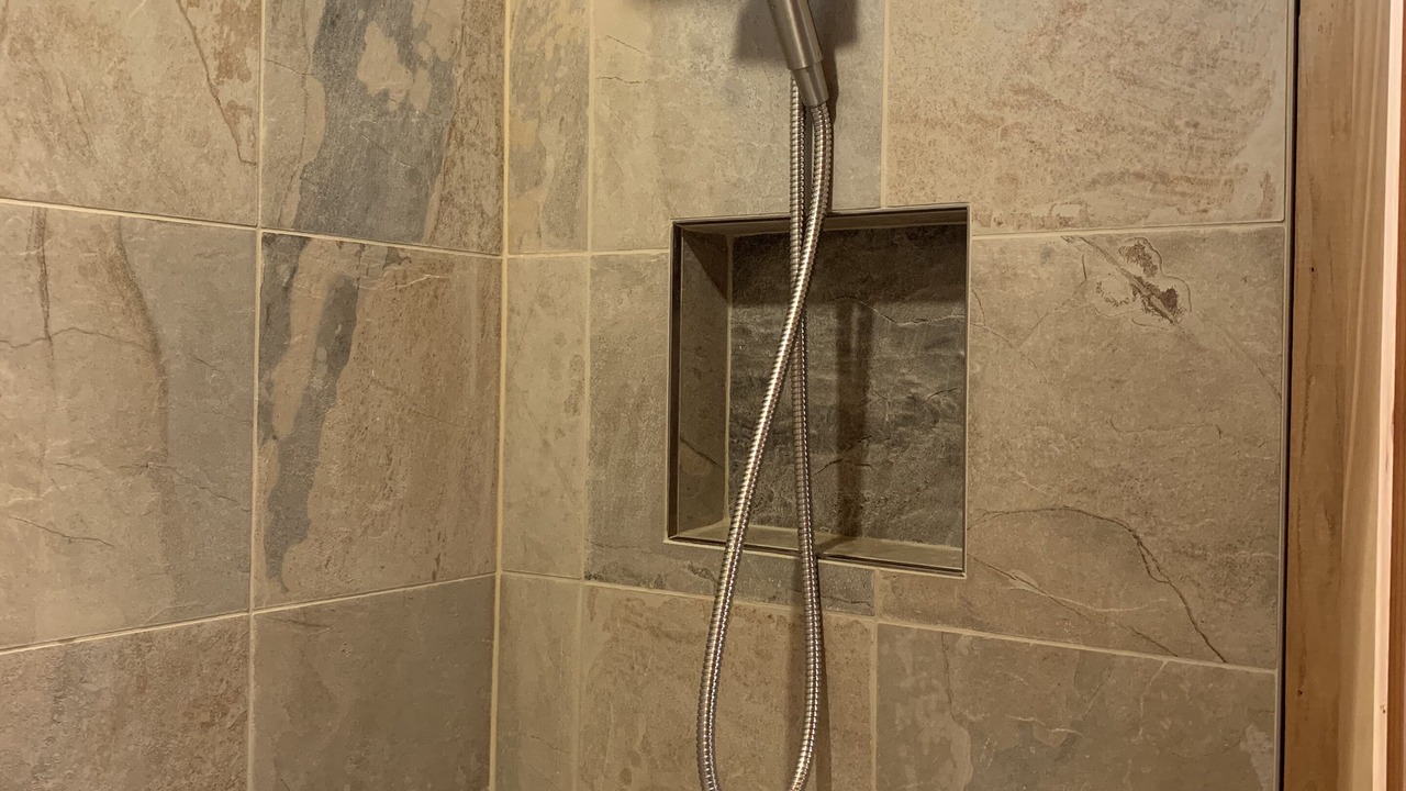 Photo of Bathroom in Edray
