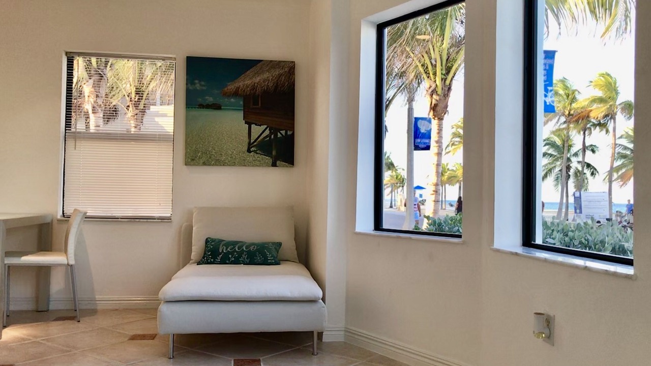 Photo of Bedroom in Hollywood