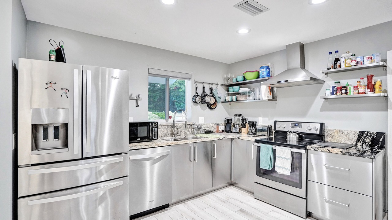 Photo of Kitchen in Miami Gardens