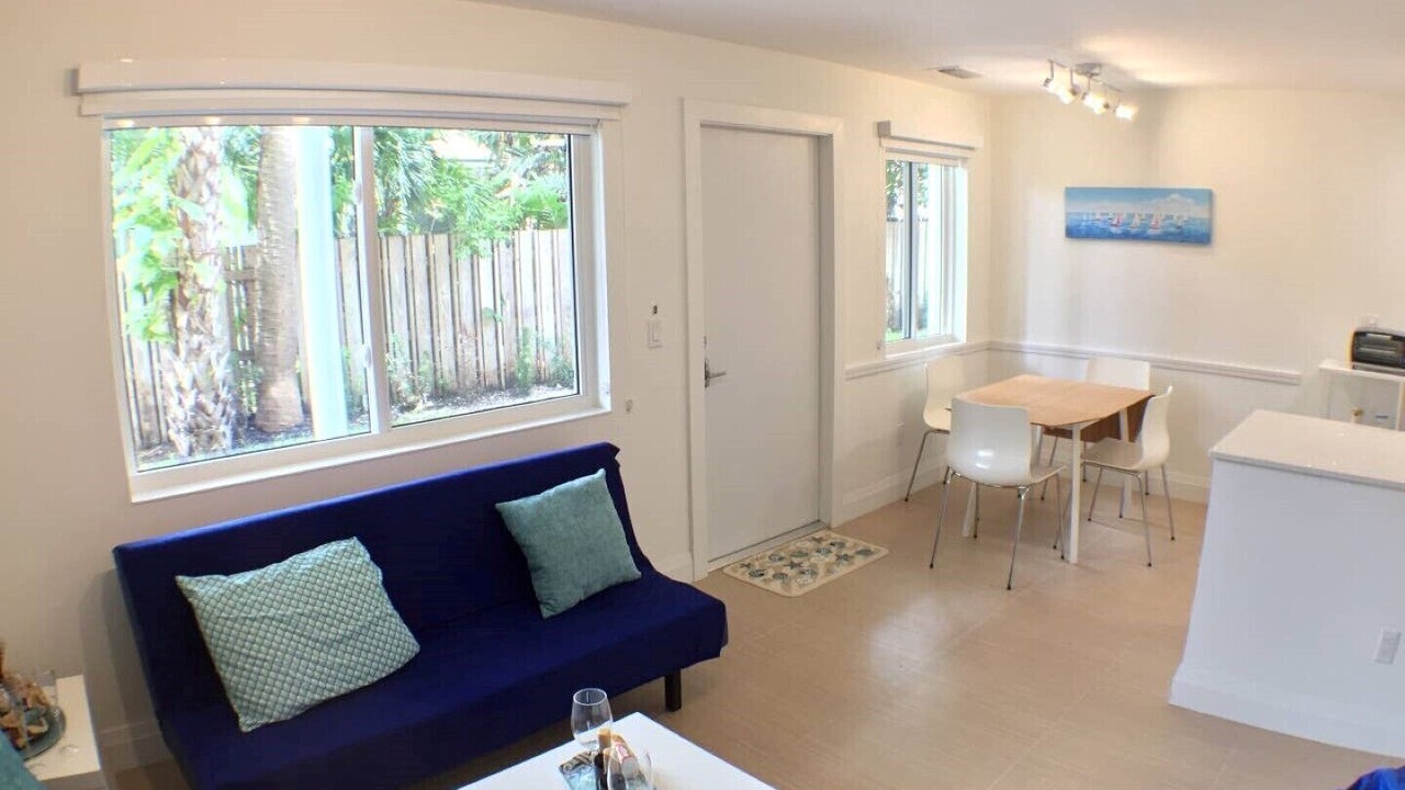 Photo of Livingroom in East Fort Lauderdale