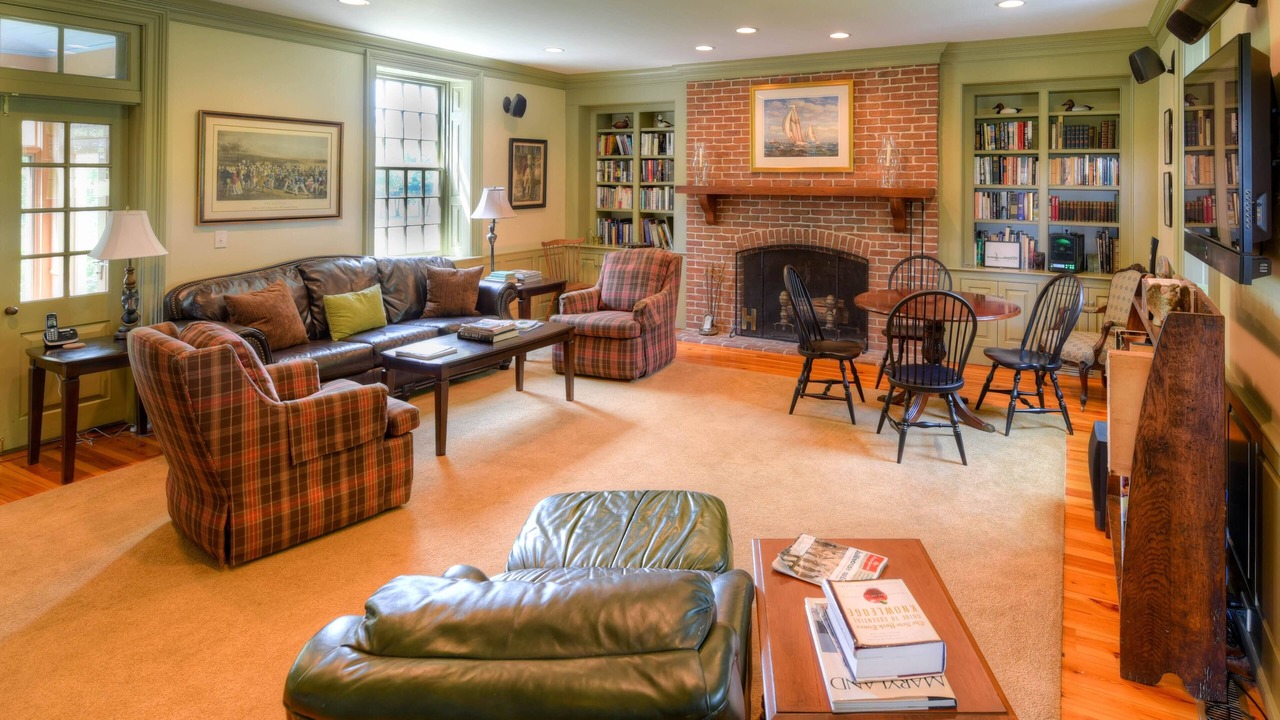 Photo of Livingroom in Chestertown