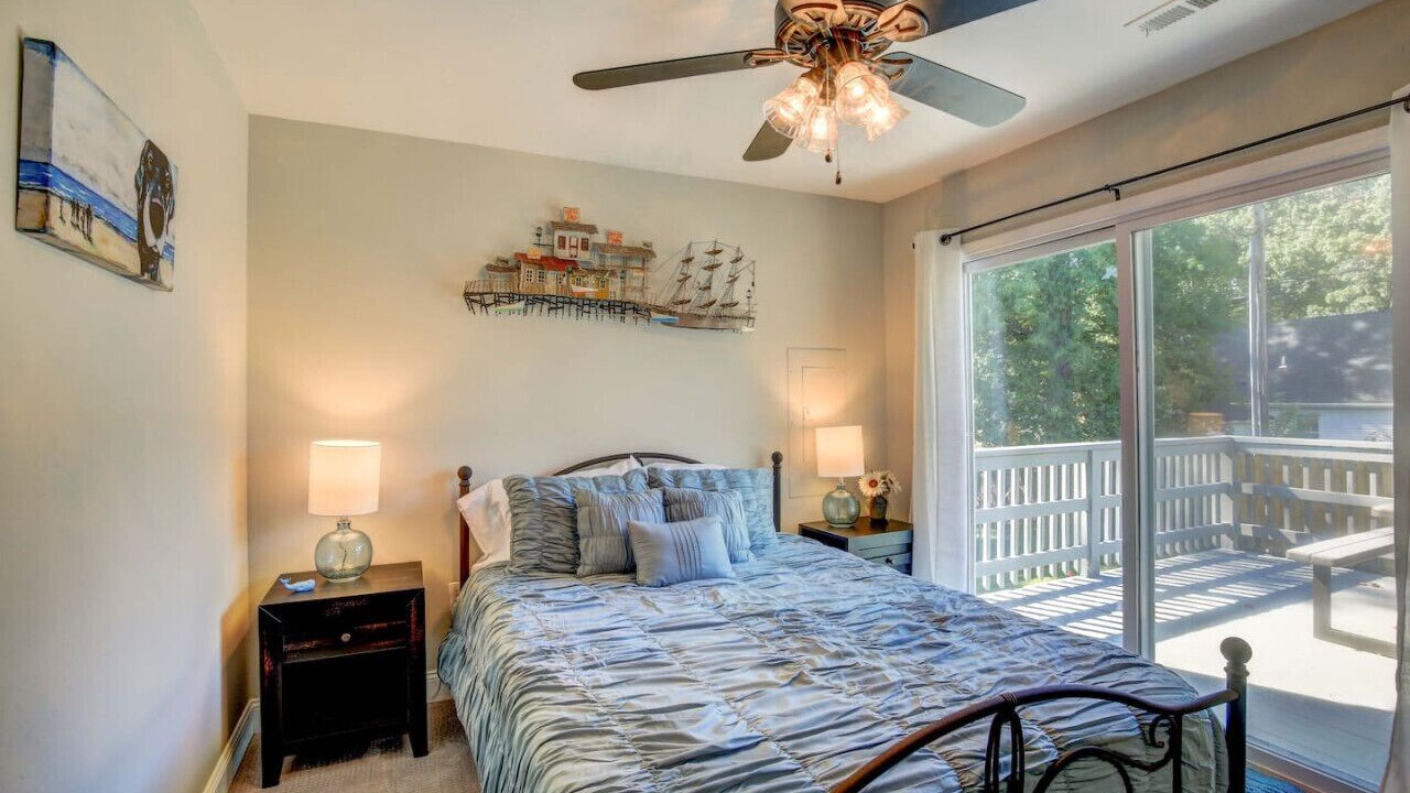 Photo of Bedroom in North Beach