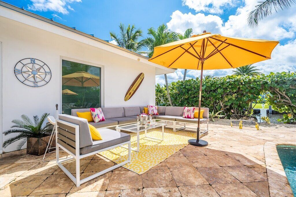 Photo of Outdoor in Tropic Isle
