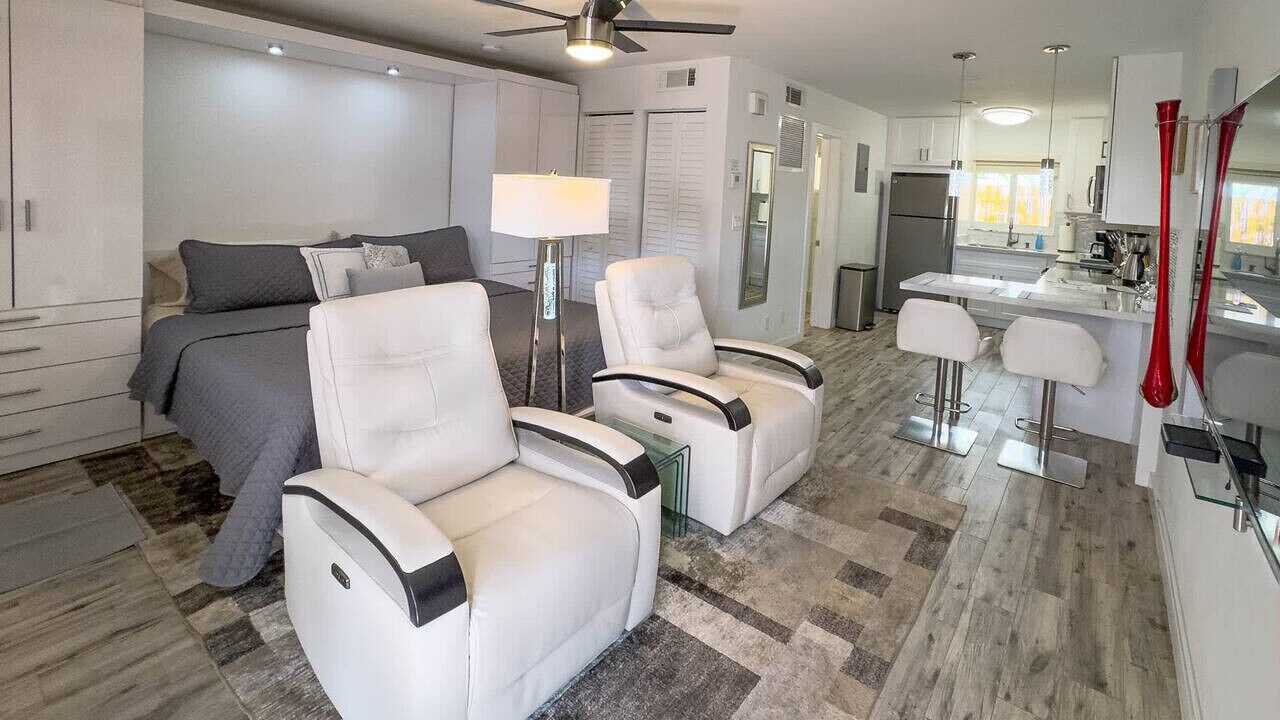 Photo of Bedroom in Pompano Beach