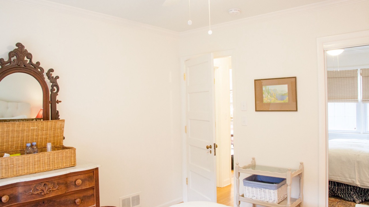 Photo of Bedroom in North Downtown