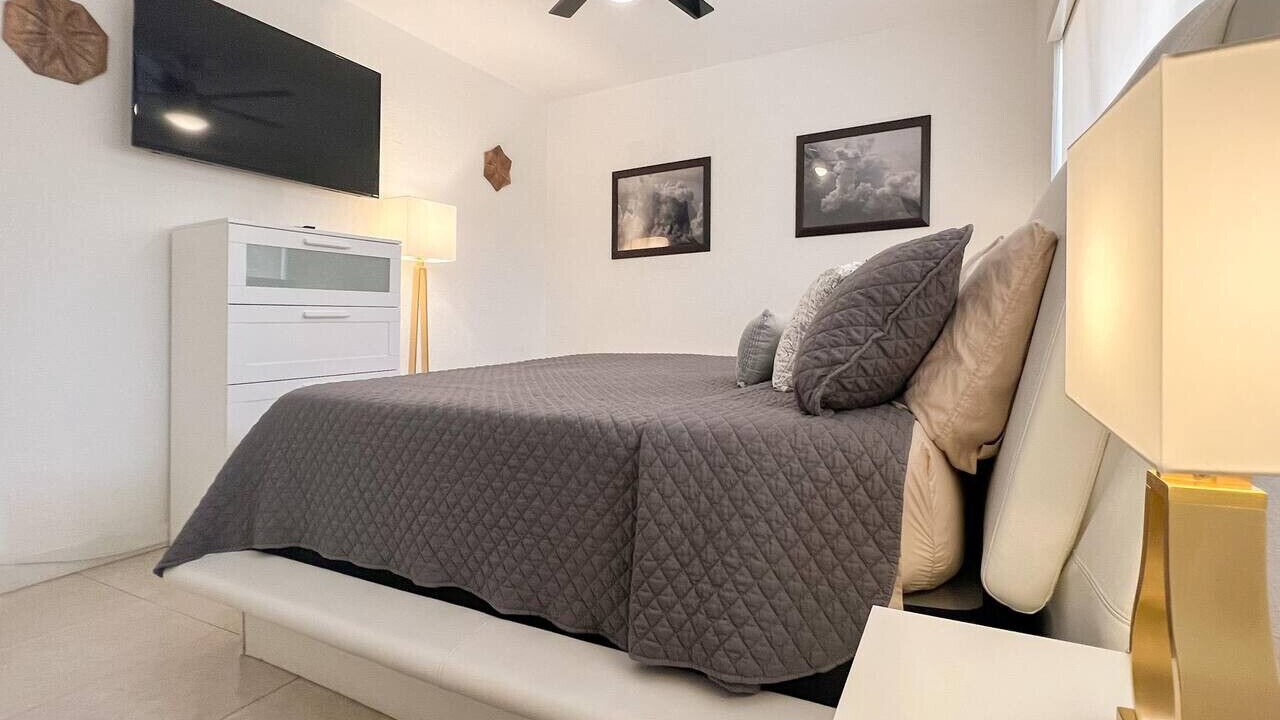 Photo of Bedroom in Pompano Beach