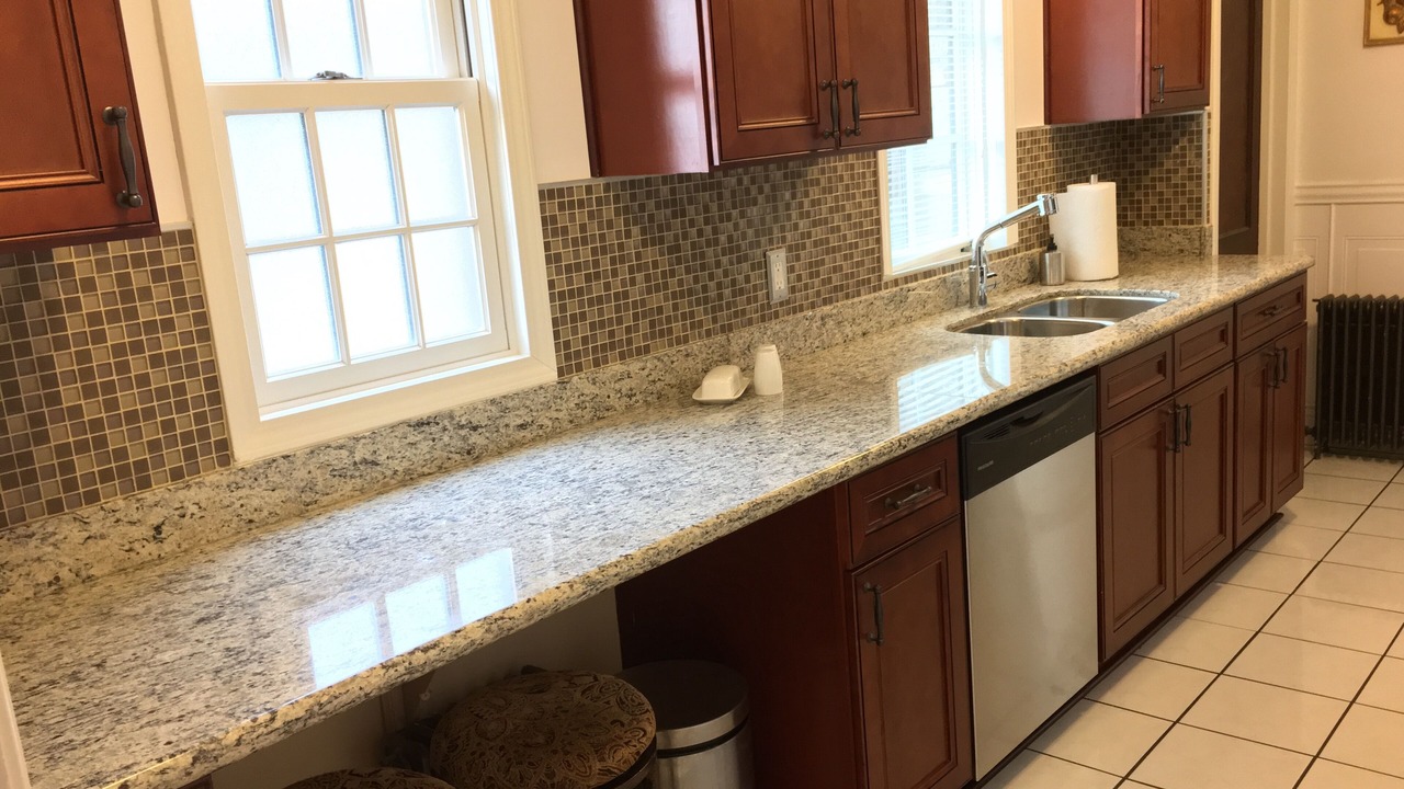 Photo of Kitchen in Front Park