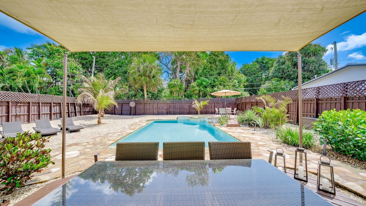 Photo of Outdoor in Poinsettia Heights