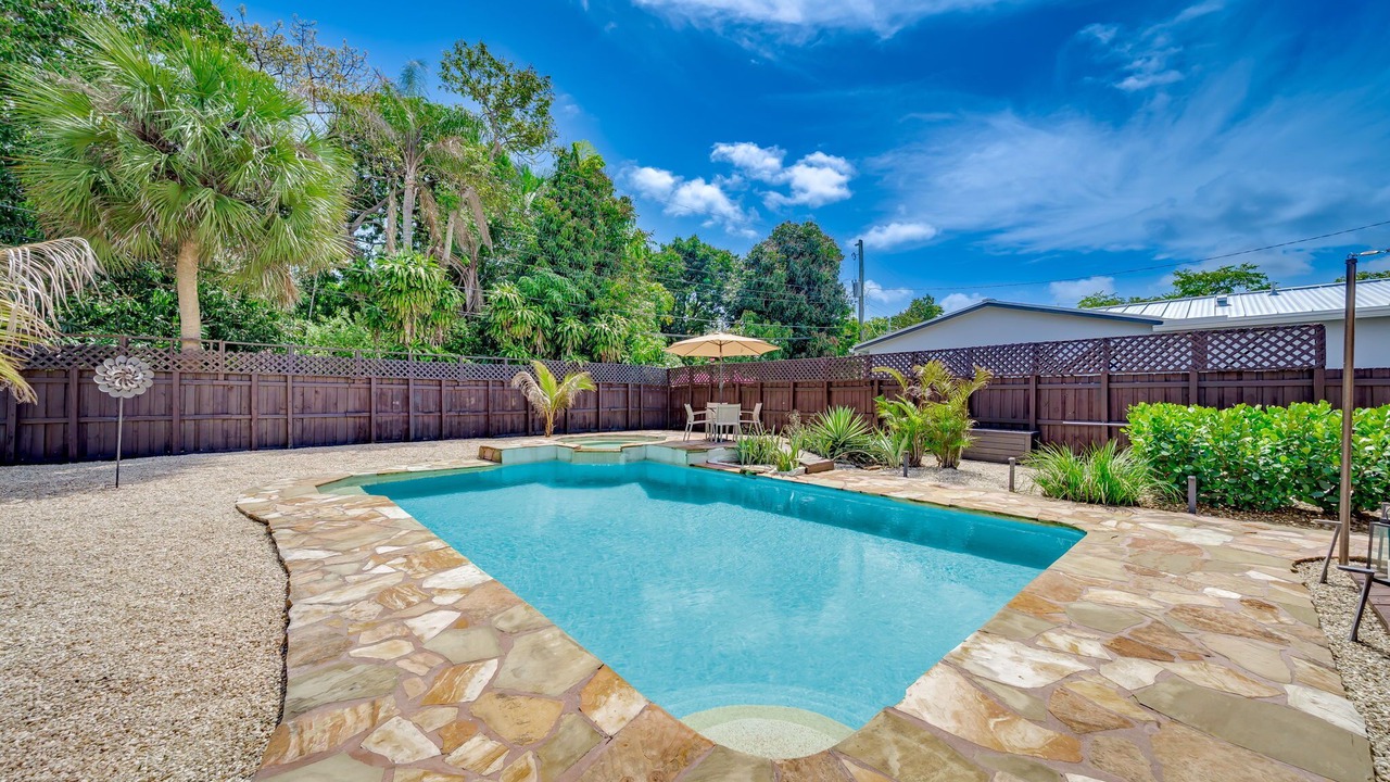 Photo of Outdoor in Poinsettia Heights
