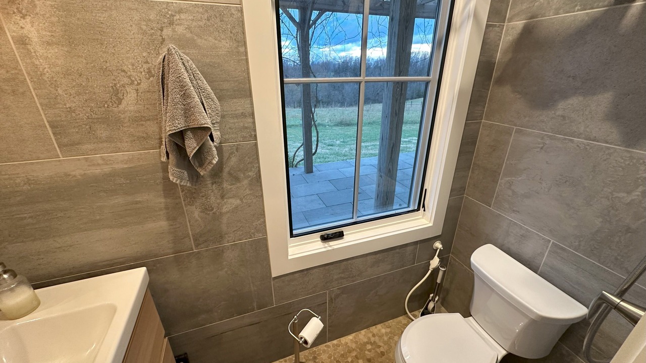 Photo of Bathroom in Oakpark
