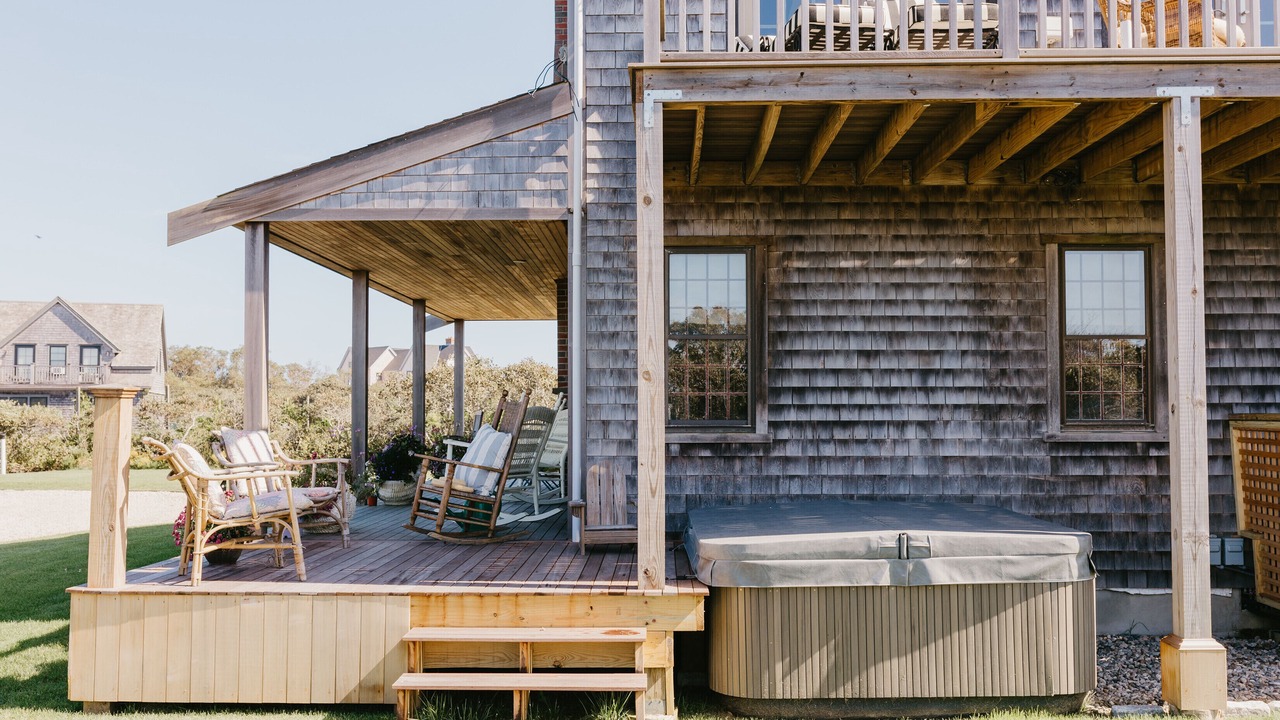 Photo of Patio Balcony in Tom Nevers