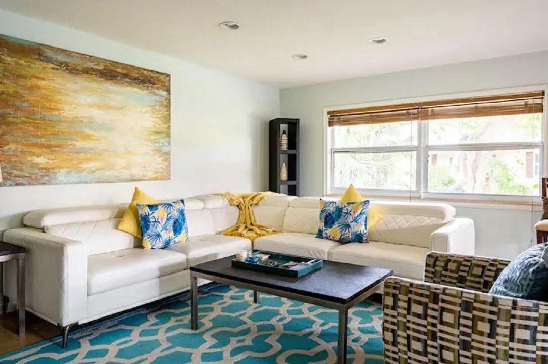 Photo of Livingroom in Highland Beach