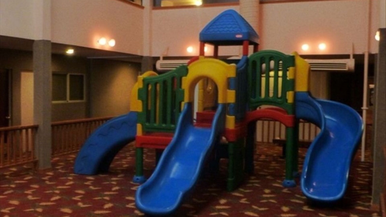 Photo of Others in Edray