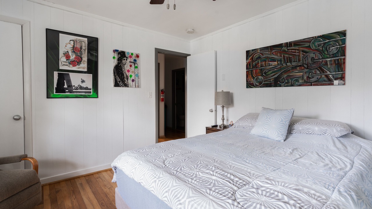 Photo of Bedroom in Williamsburg