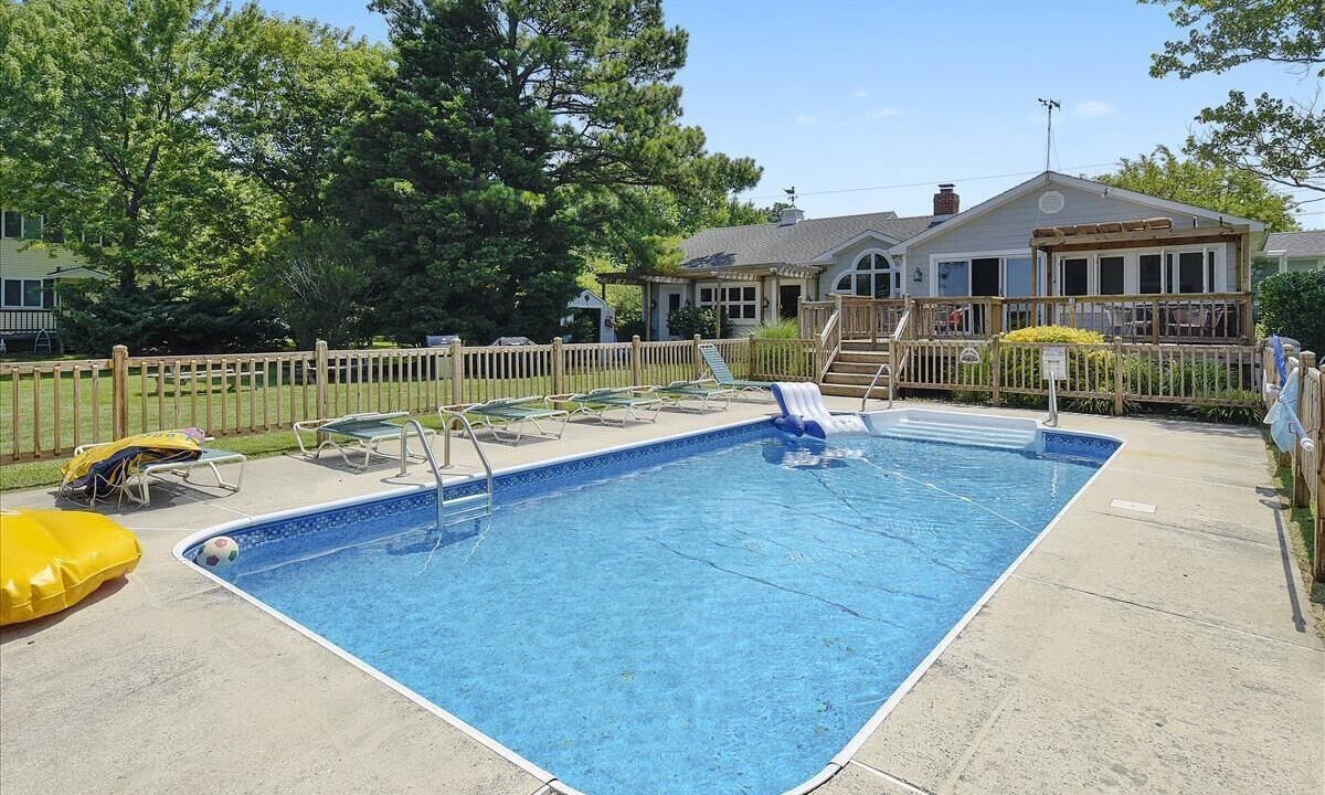 Photo of Outdoor in Tilghman