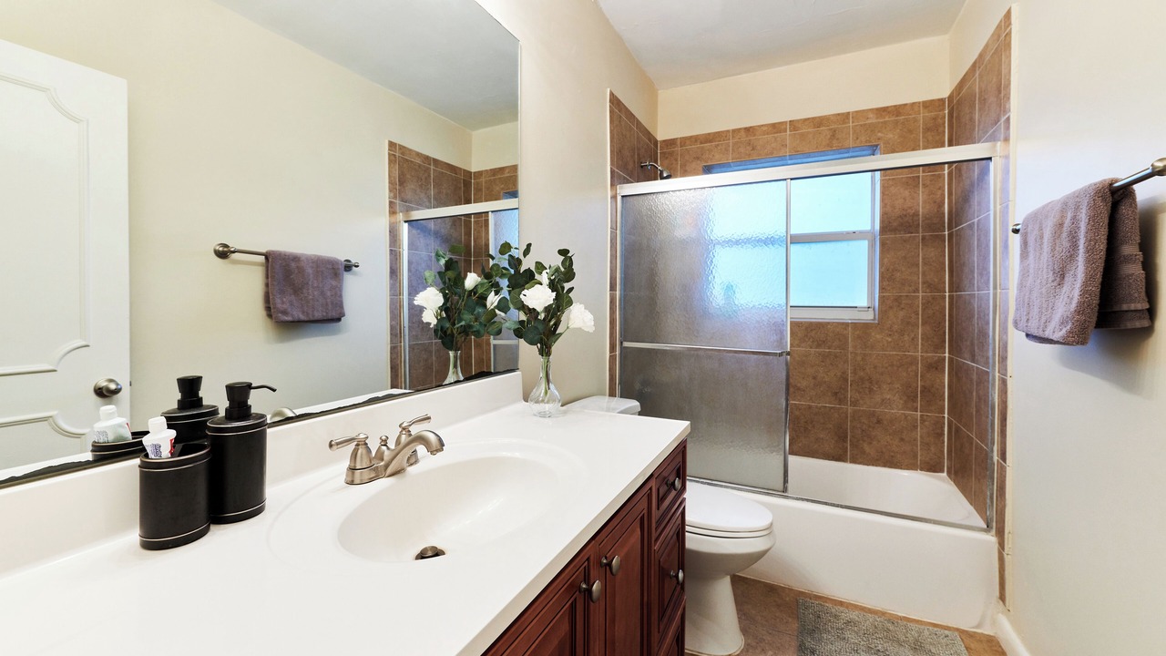 Photo of Bathroom in North Bay Village