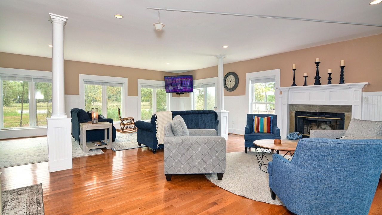 Photo of Livingroom in Cambridge