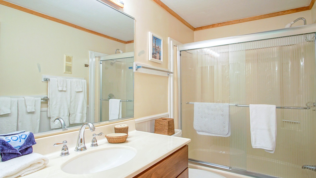 Photo of Bathroom in Edray
