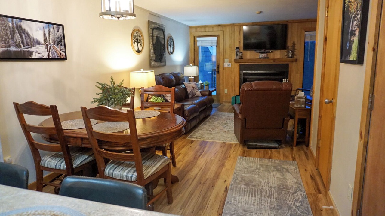 Photo of Livingroom in Edray