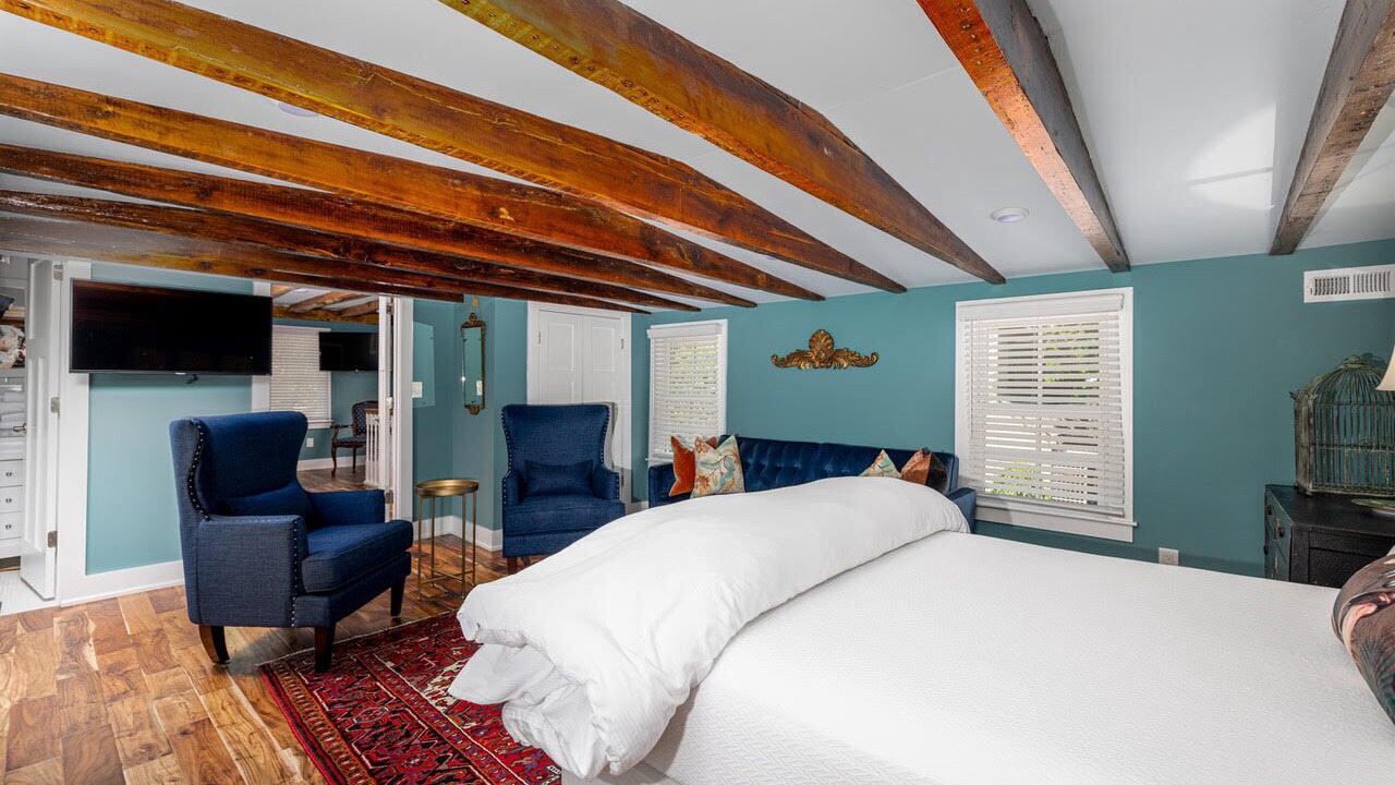 Photo of Bedroom in Village Green
