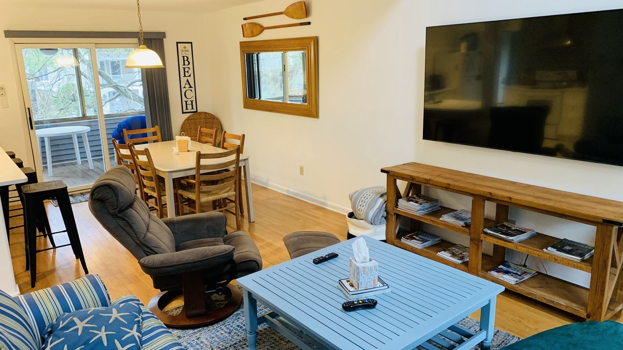 Photo of Livingroom in Sandpiper Pines
