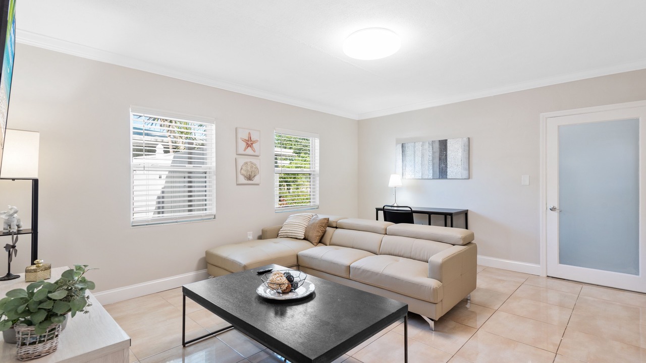 Photo of Livingroom in Edgewood