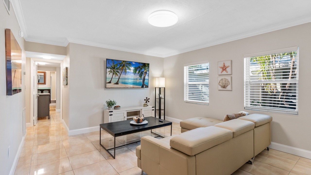 Photo of Livingroom in Edgewood