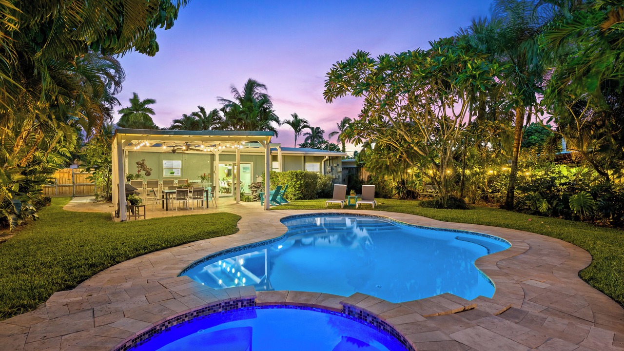 Photo of Outdoor in Poinsettia Heights