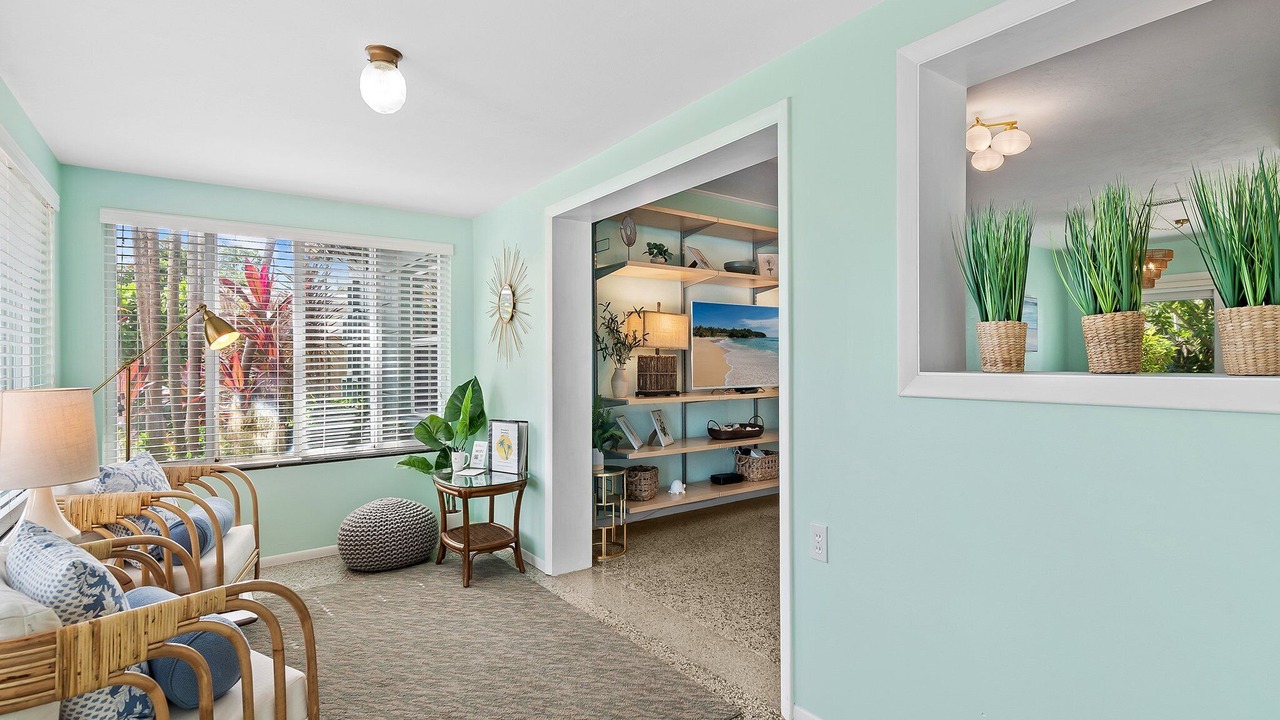 Photo of Others in Poinsettia Heights