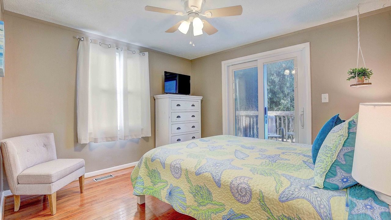 Photo of Bedroom in North Beach