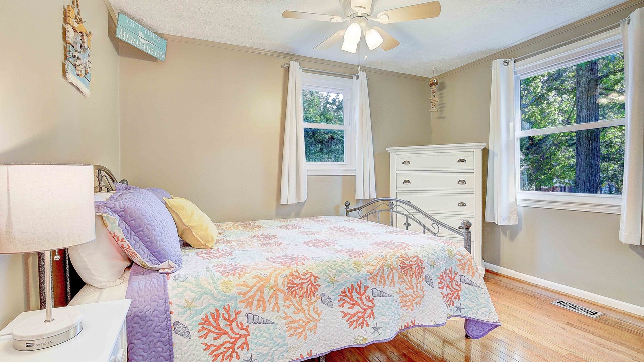 Photo of Bedroom in North Beach