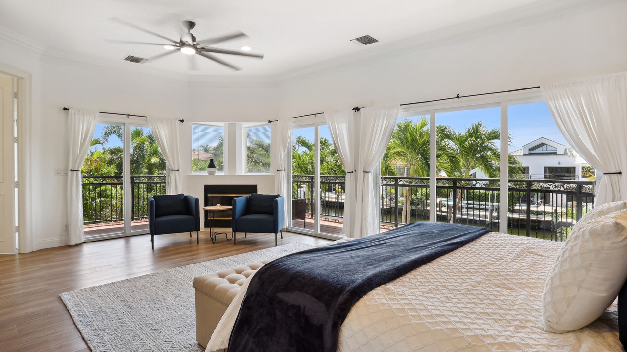 Photo of Patio Balcony in Tropic Isle