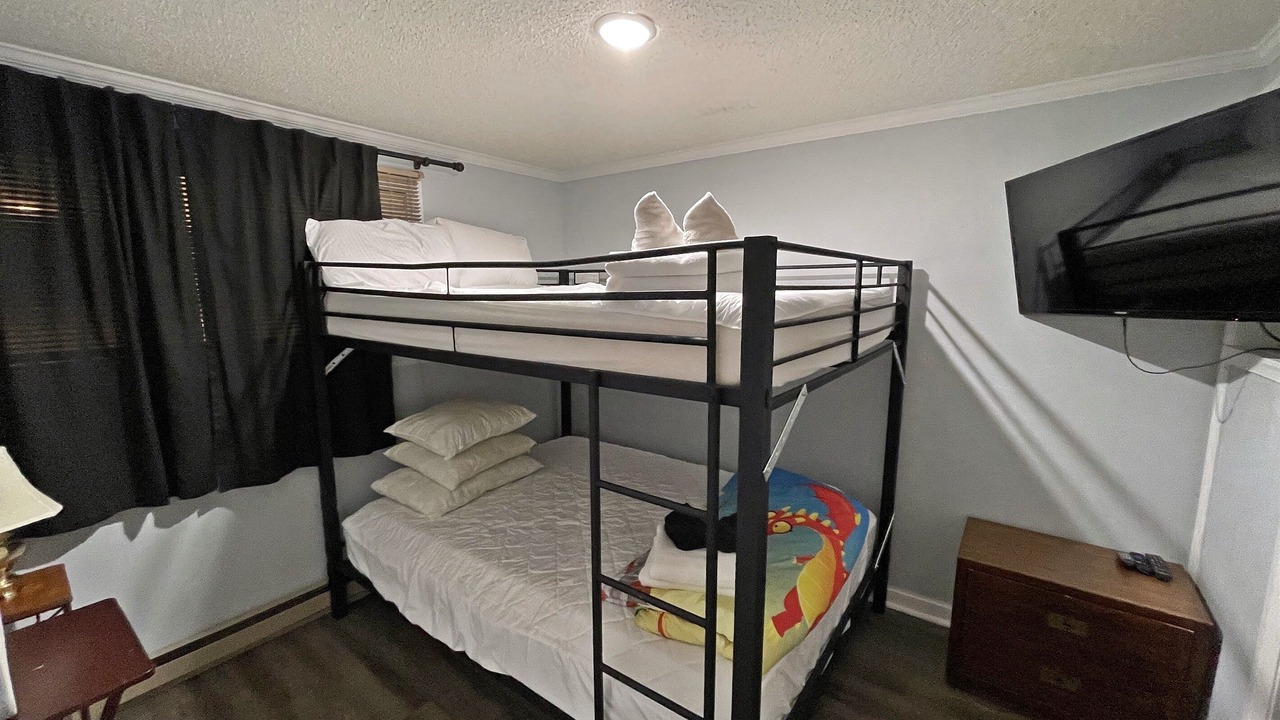 Photo of Bedroom in Edray
