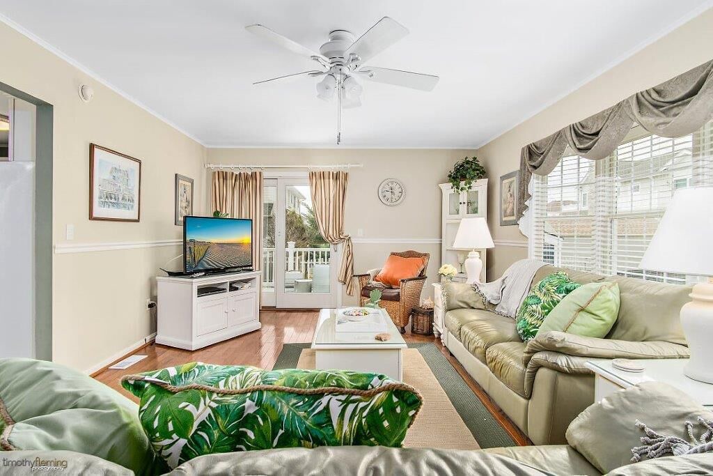 Photo of Livingroom in Stone Harbor