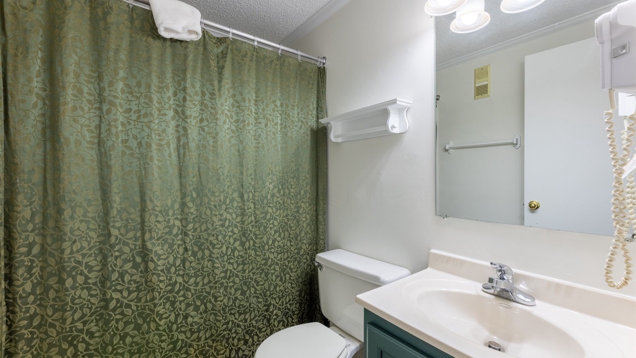 Photo of Bathroom in Edray