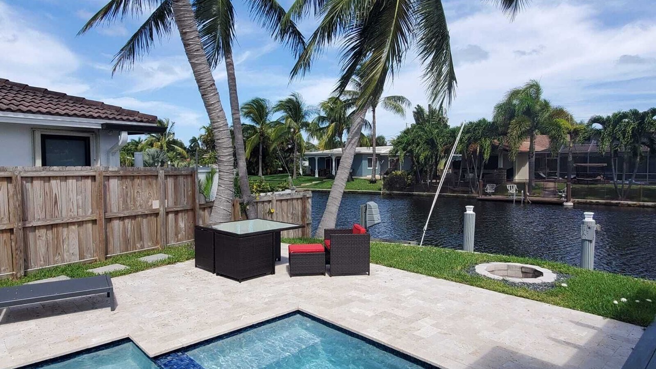 Photo of Outdoor in Imperial Point