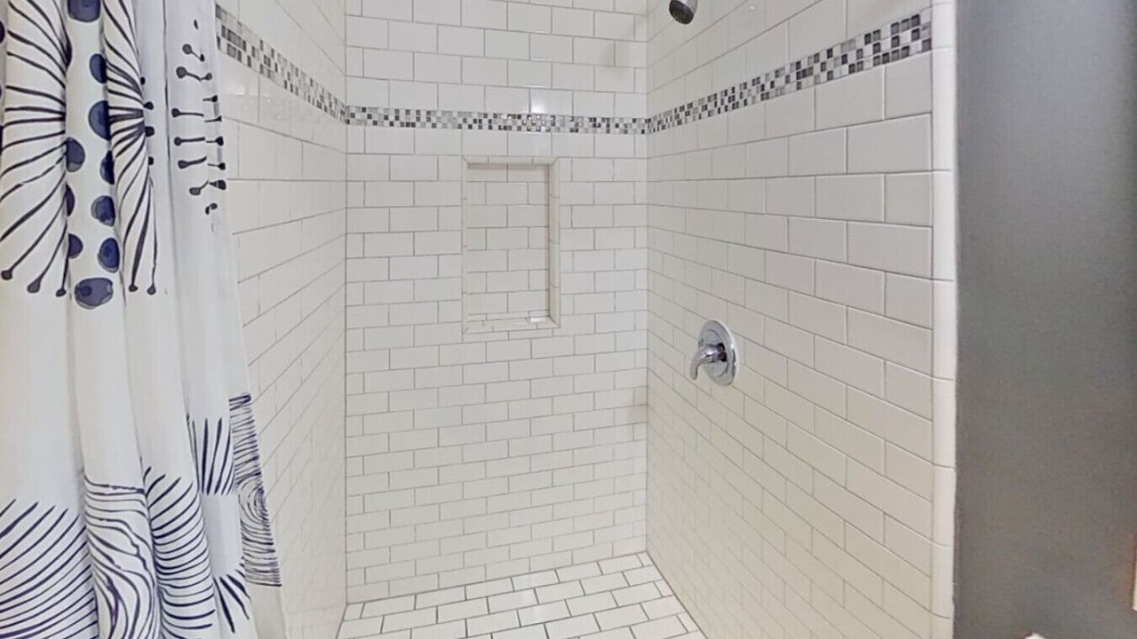 Photo of Bathroom in NoHo Arts District