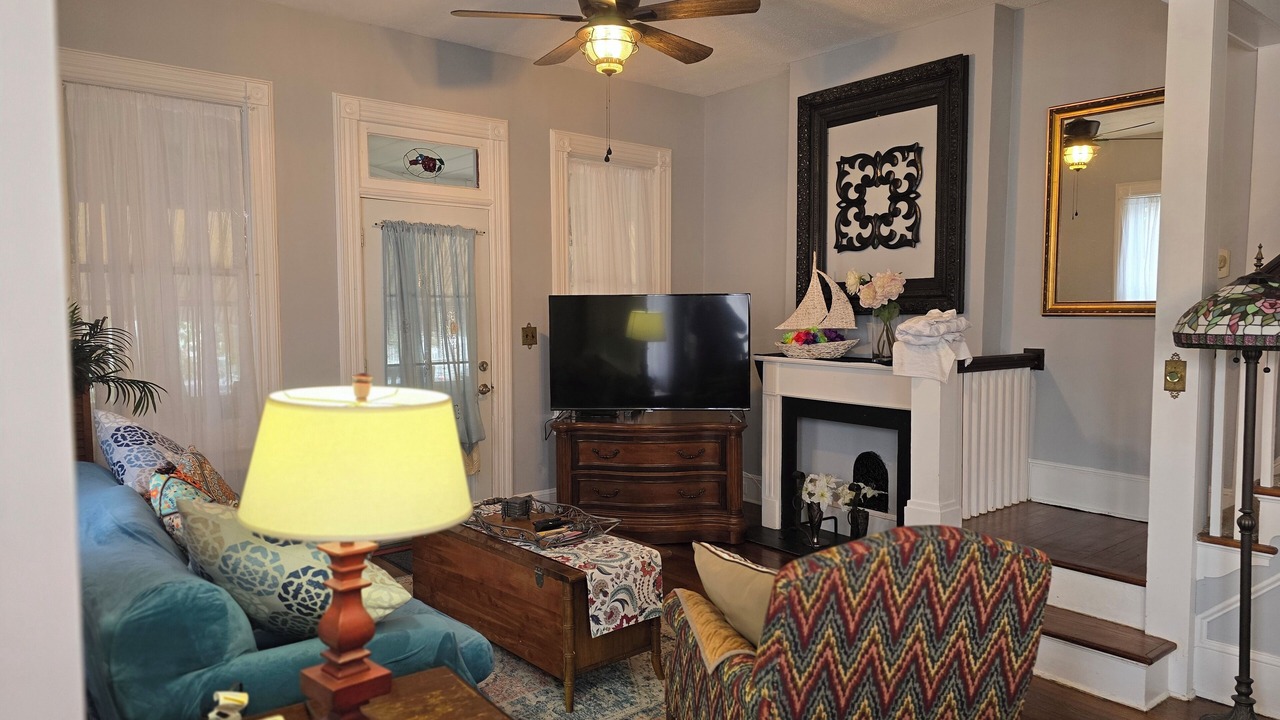 Photo of Livingroom in Ocean Grove