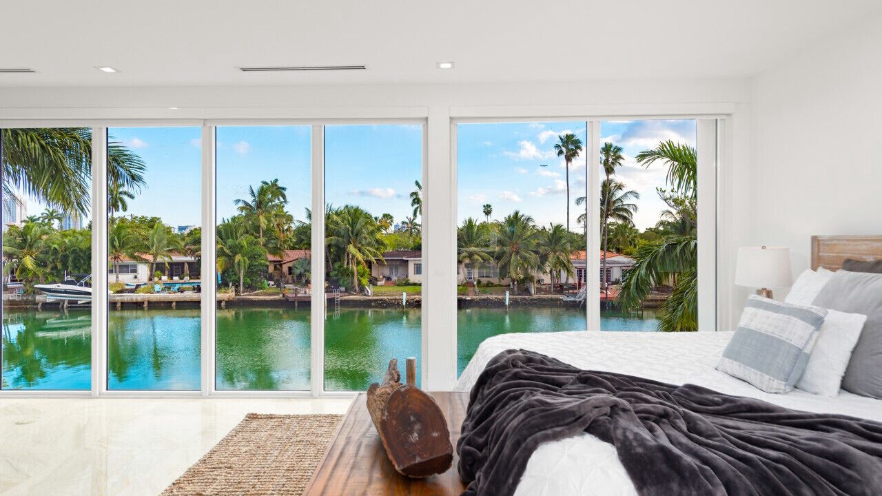 Photo of Bedroom in North Bay Village