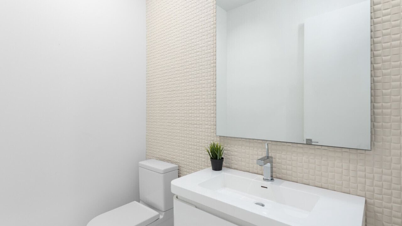 Photo of Bathroom in North Bay Village
