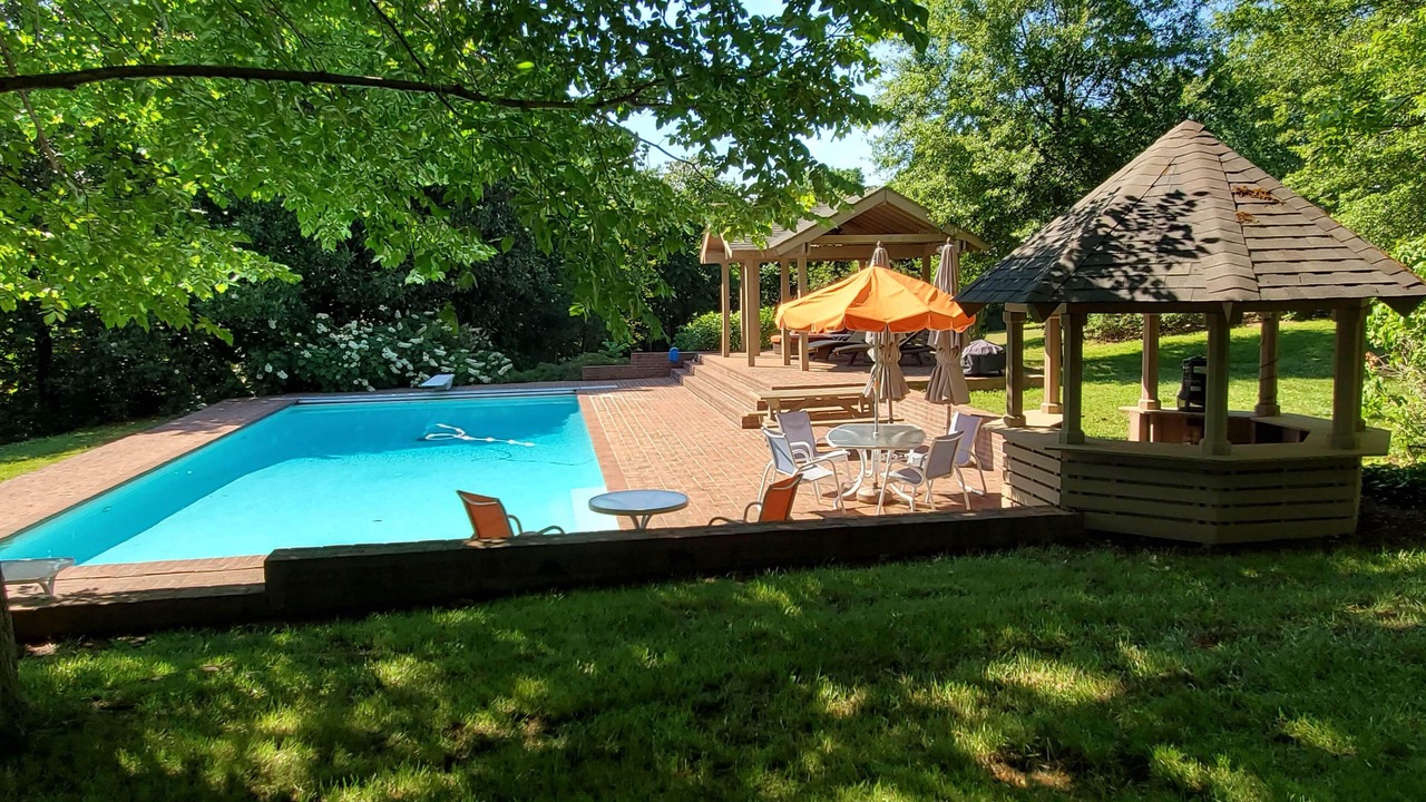 Photo of Outdoor in St. Leonard