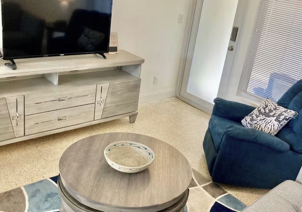 Photo of Livingroom in Deerfield Beach