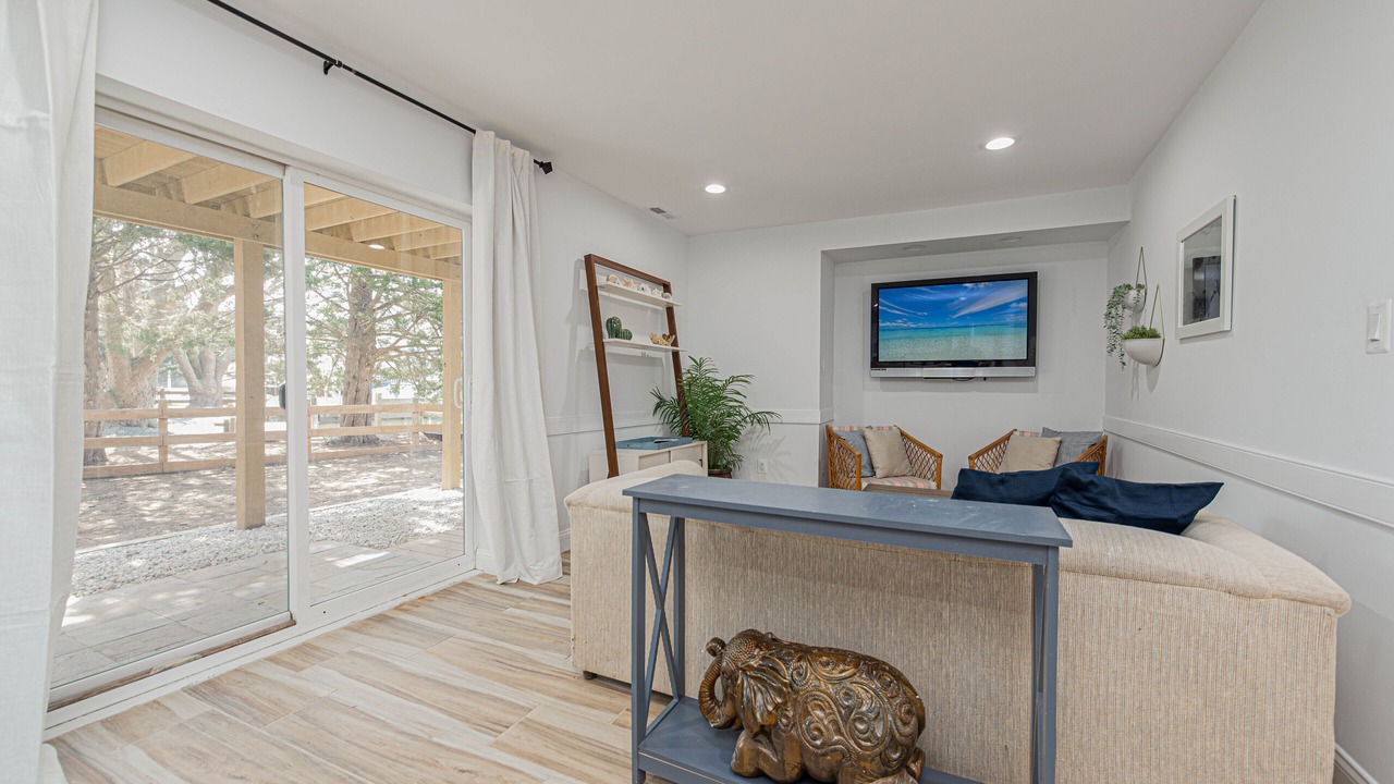 Photo of Bedroom in Edgewater Acres