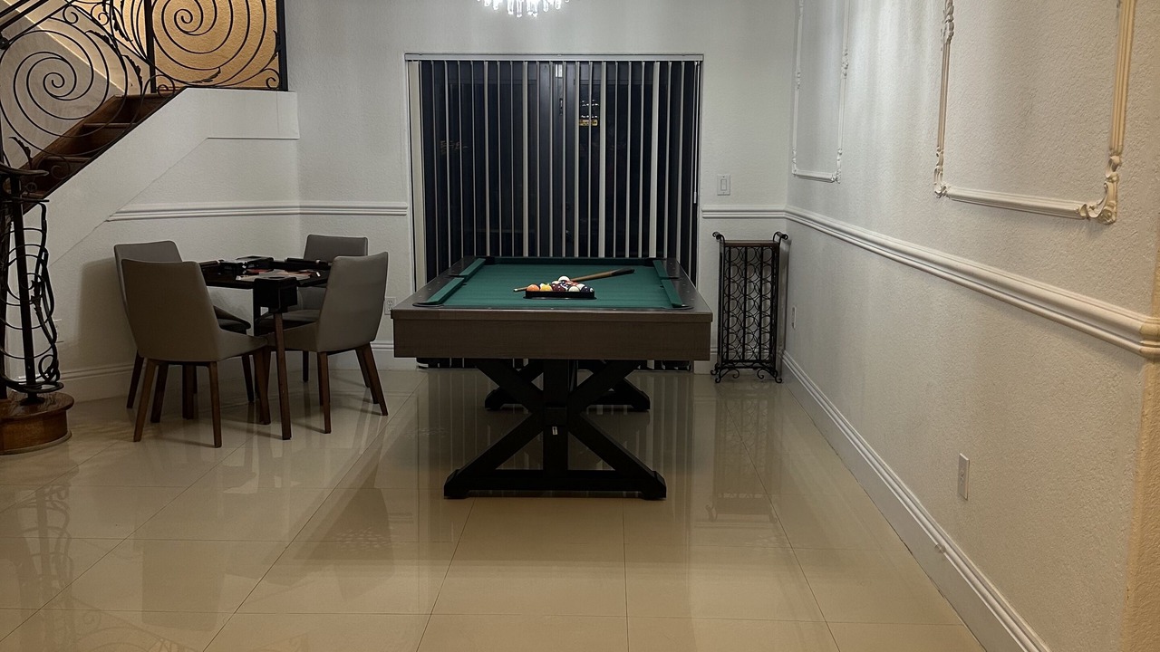 Photo of Bedroom in Miami Lakes