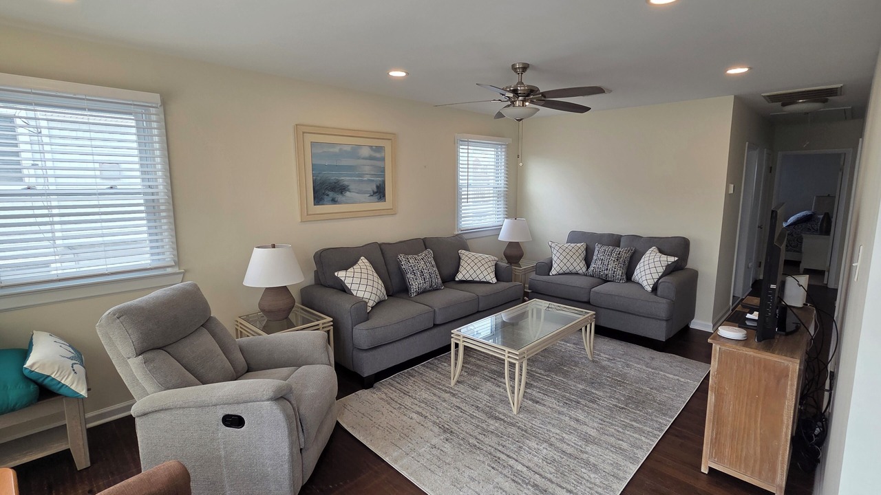 Photo of Livingroom in Avalon