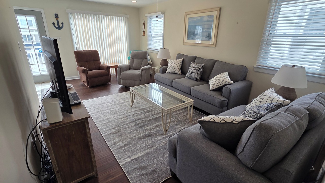 Photo of Livingroom in Avalon