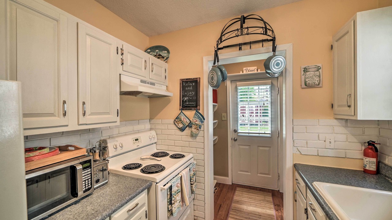 Photo of Kitchen in Chesapeake Beach