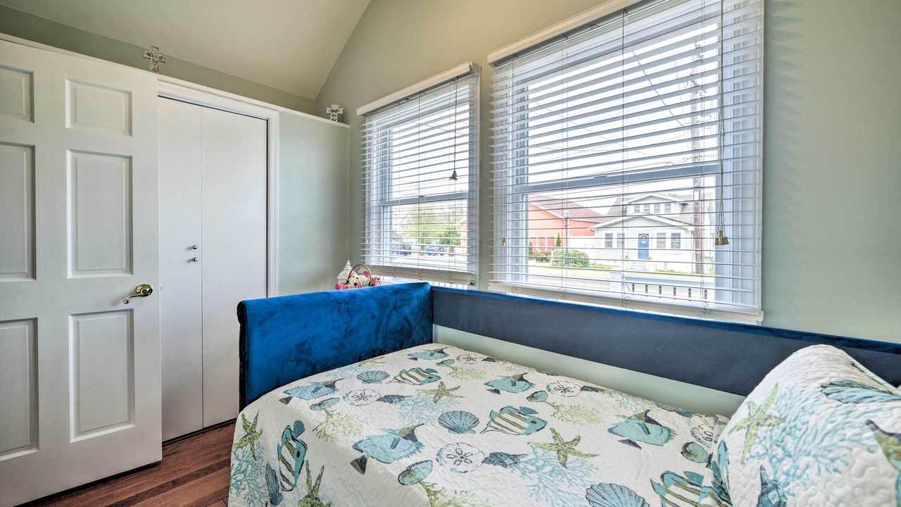 Photo of Bedroom in Chesapeake Beach