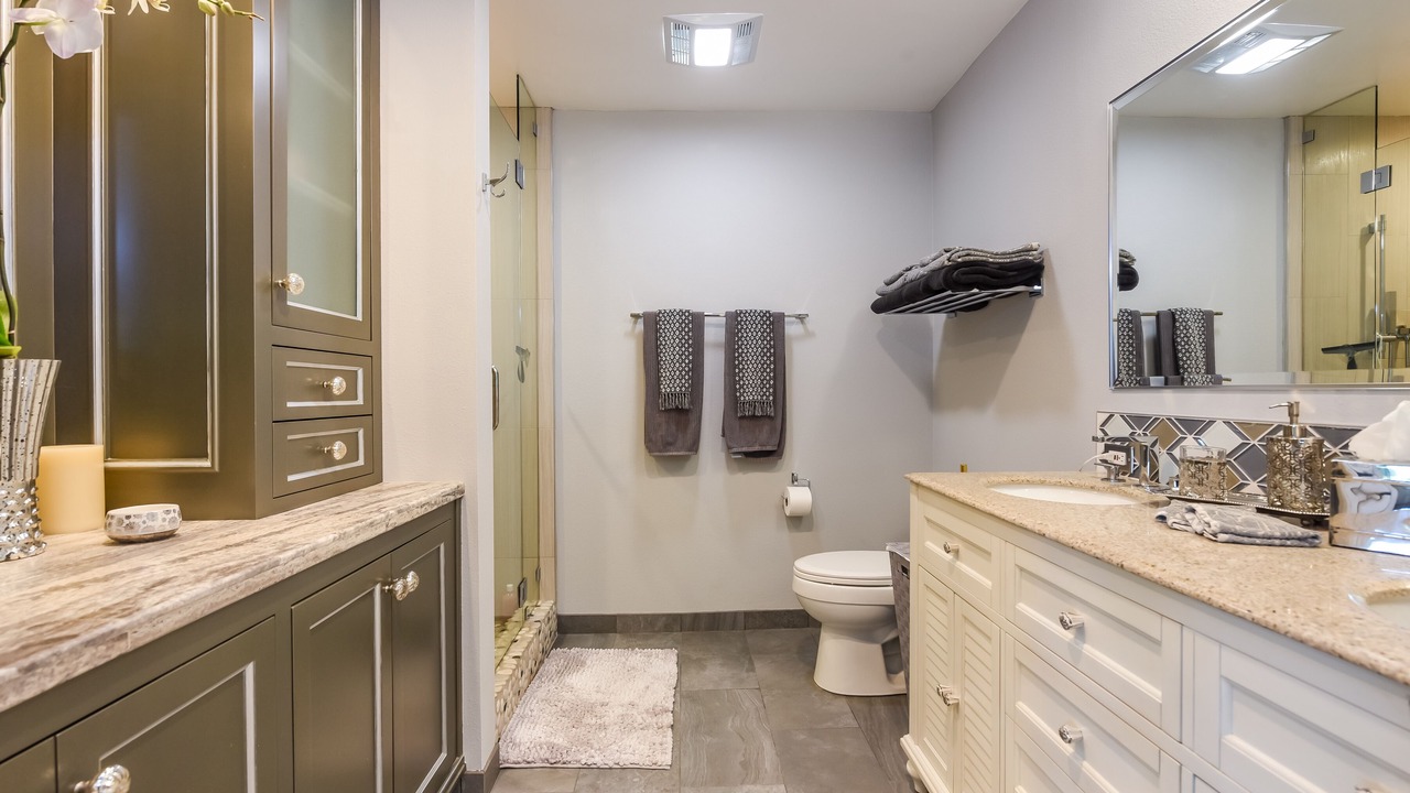 Photo of Bathroom in Thousand Oaks