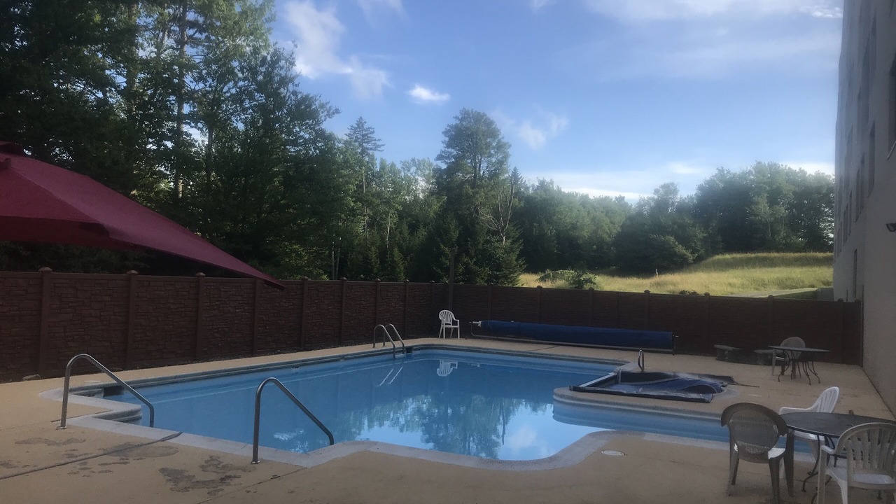 Photo of Outdoor in Snowshoe